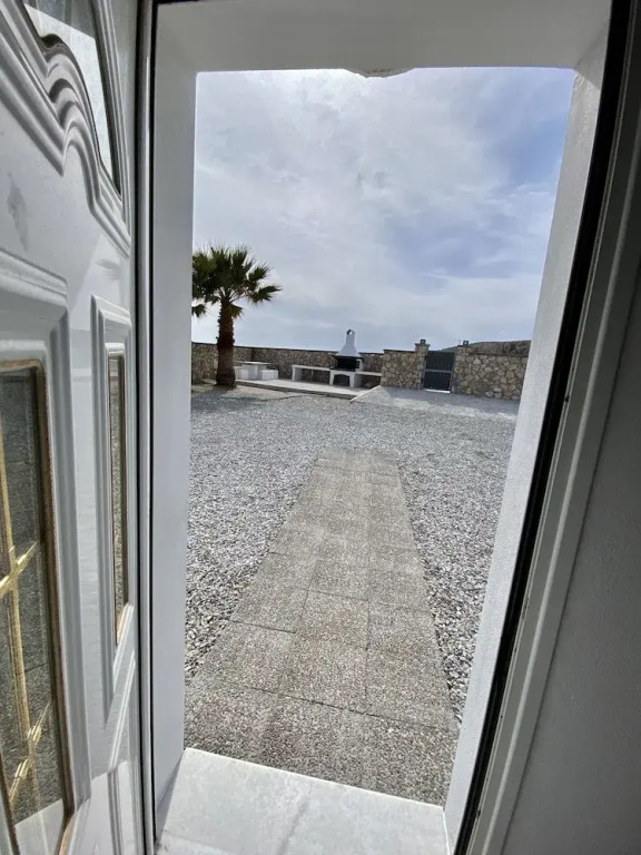 Sea Sound Villa Perivolos beach