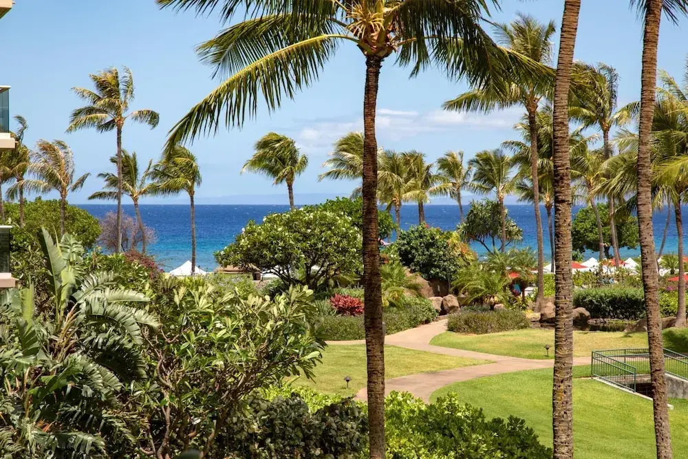 Honua Kai 2 Free Rental Cars KBM Resorts Extra-large Corner Suite 2 Units, 4 Bedrooms HK Ml-2792