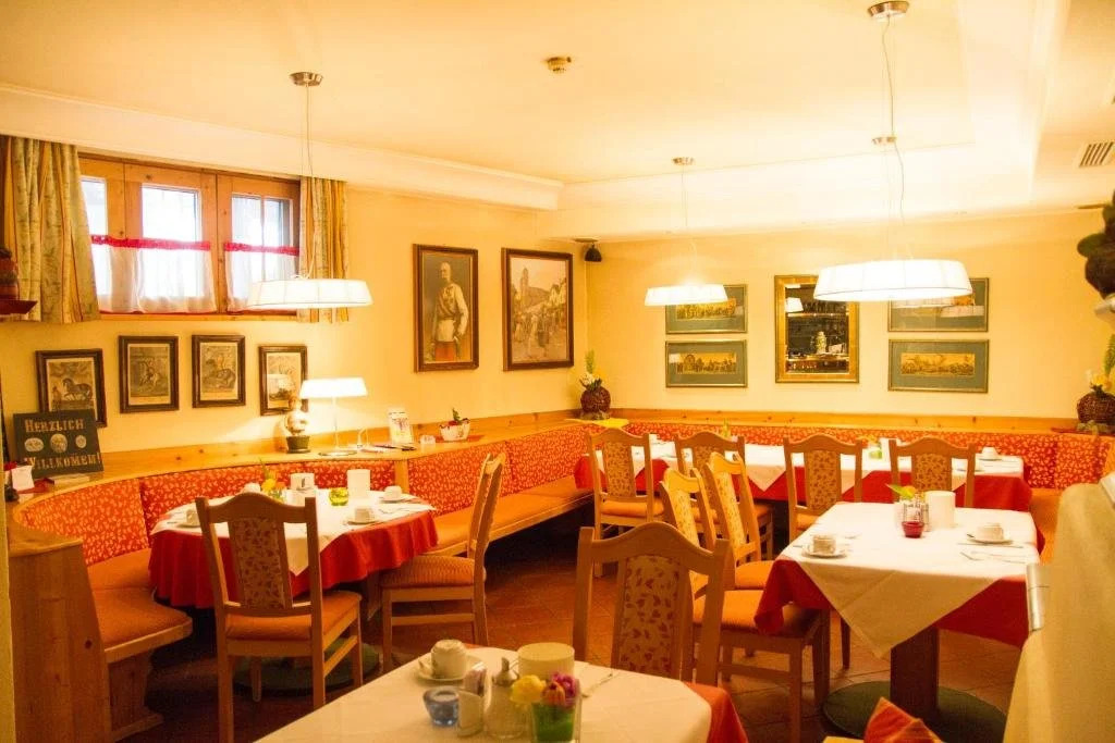 Gastwirtschaft & Hotel Holzinger