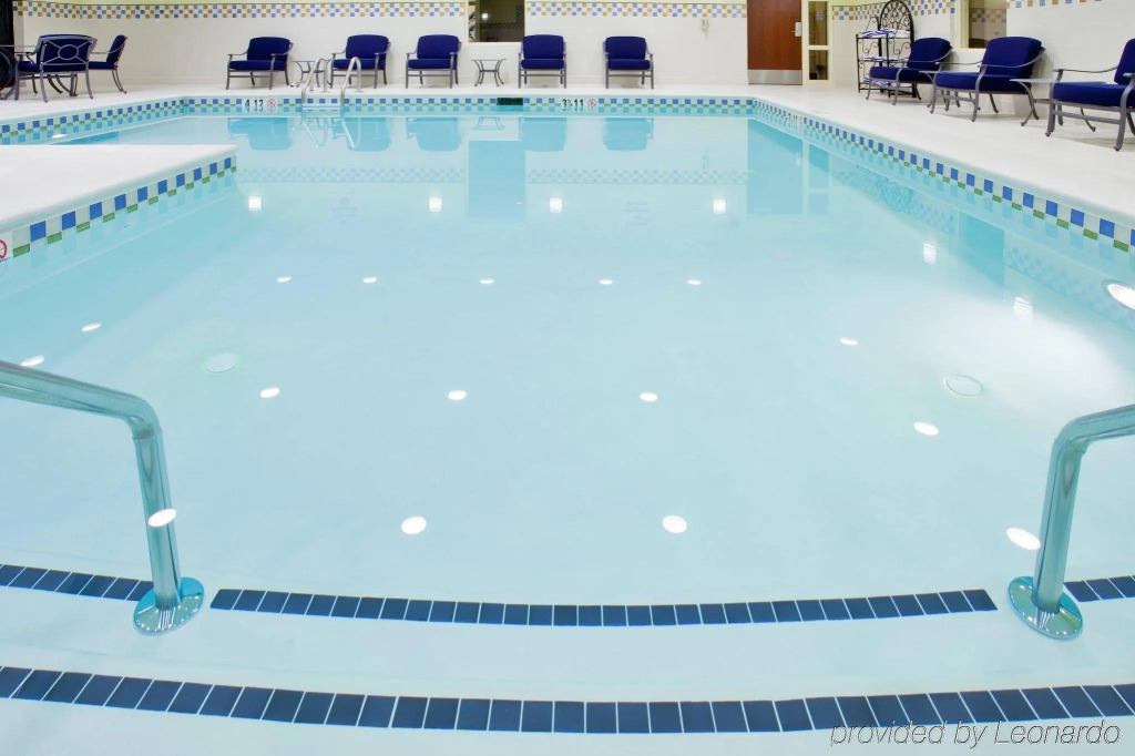 Holiday Inn Express & Suites Wilmington-Newark by IHG