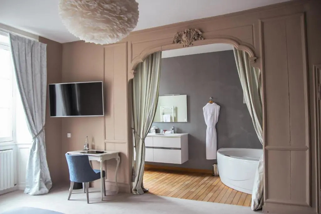 Hôtel 3 étoiles - Le Petit Périer
