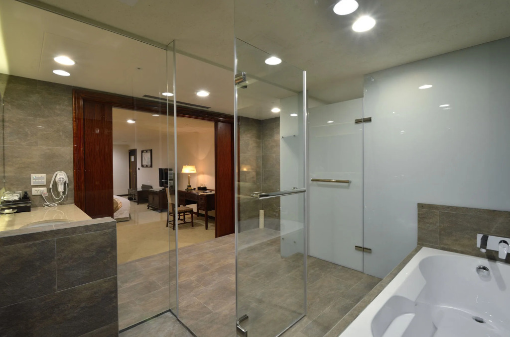 Hi-YES HOTEL TAOYUAN
