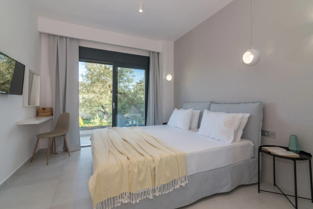 Elia Luxury Villa