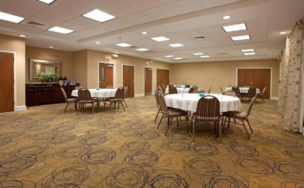 Holiday Inn Express Pembroke by IHG