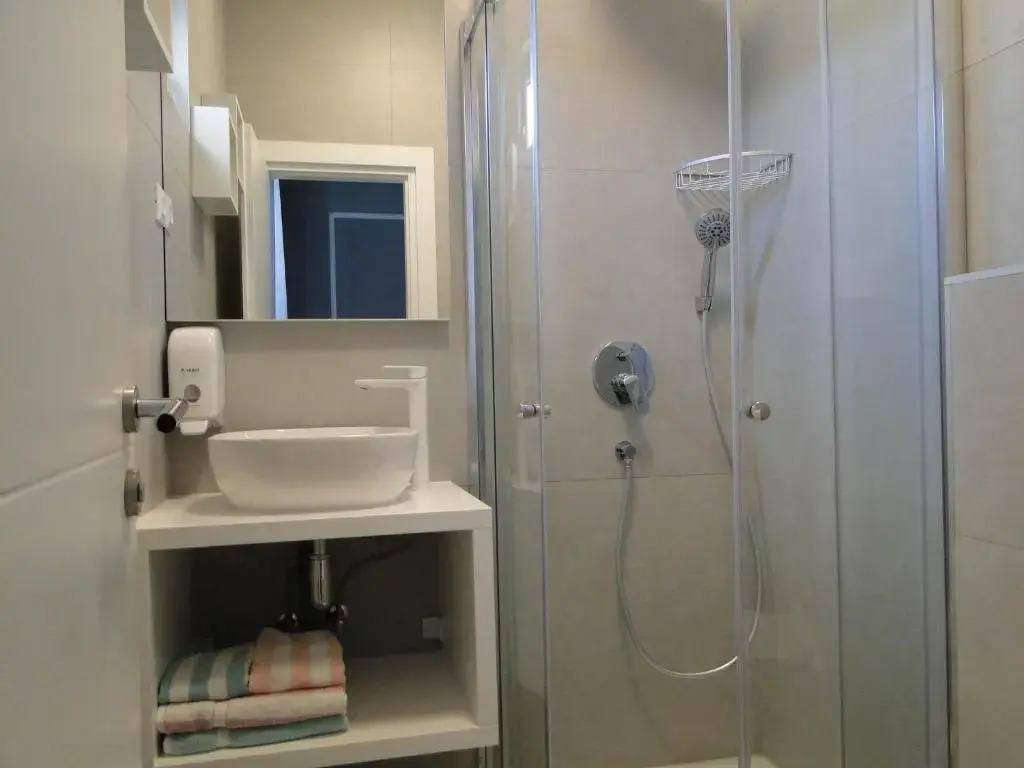 Rooms Tepli Bok
