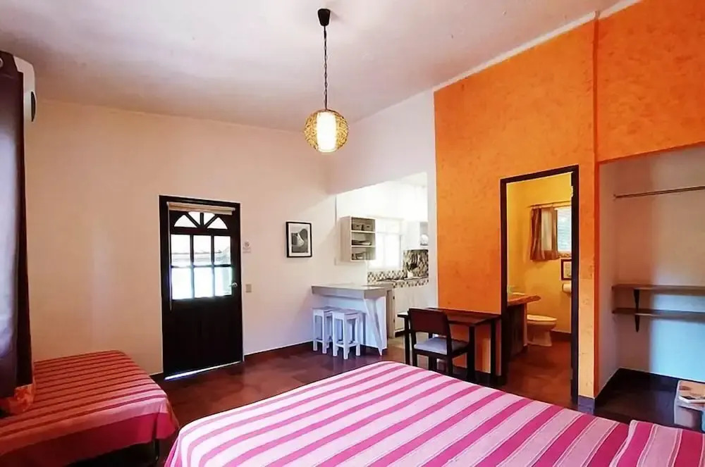 Casa Laguna Studios Apartments