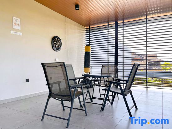 The Summer Villa by Nature Home
