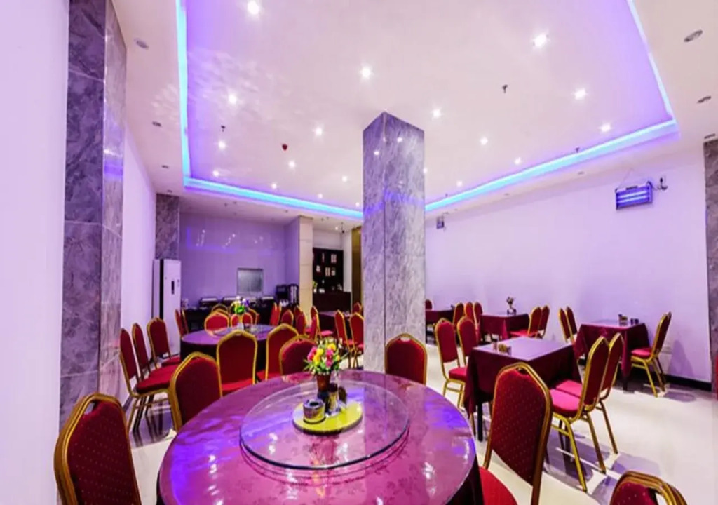 Shang Pin Holiday Inn Airport Second Branch