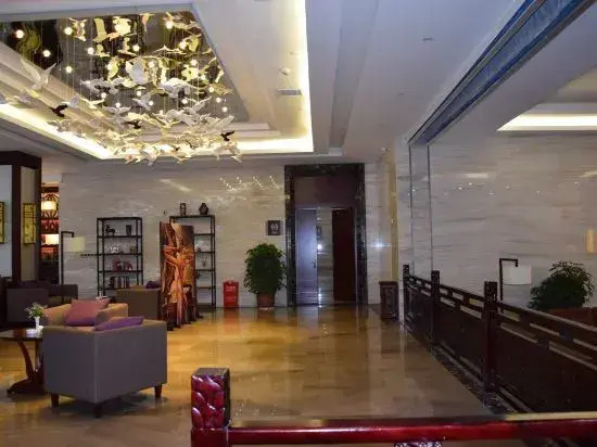New World Lichuan Hotel