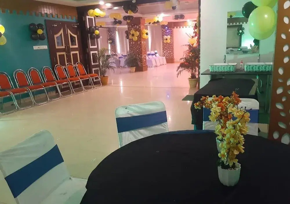 Hotel Lal Qila