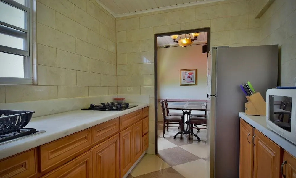 Pista Q hostel and apartments