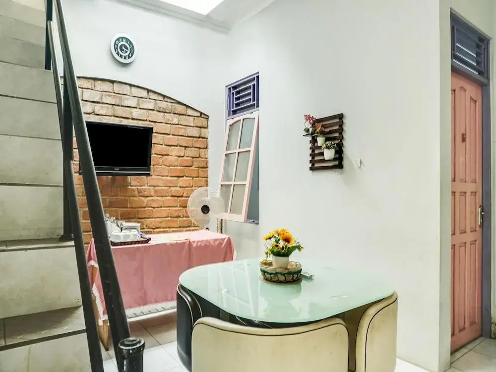 Garuda Guest House By Oyo Room