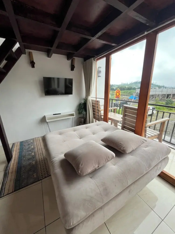 Linggayoni Cottage Dieng