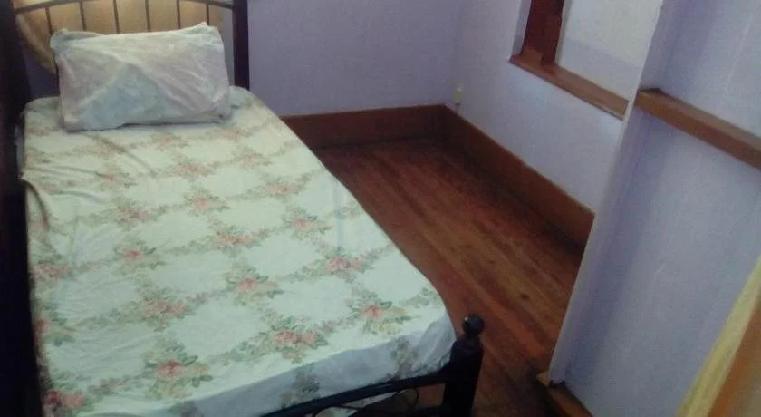 Robert's Guesthouse