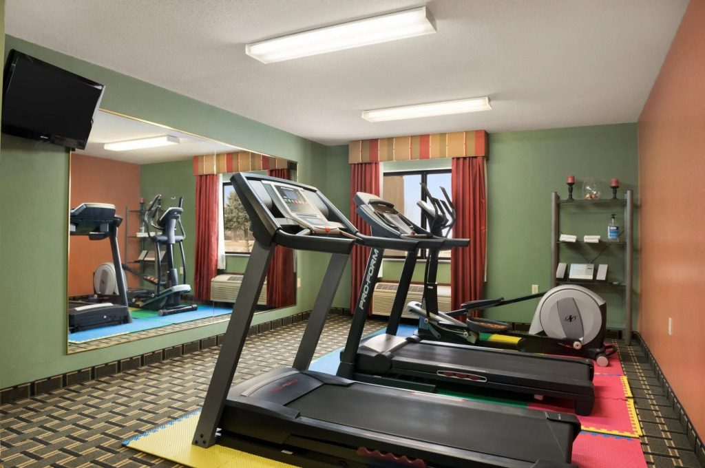 Baymont Inn and Suites Springfield