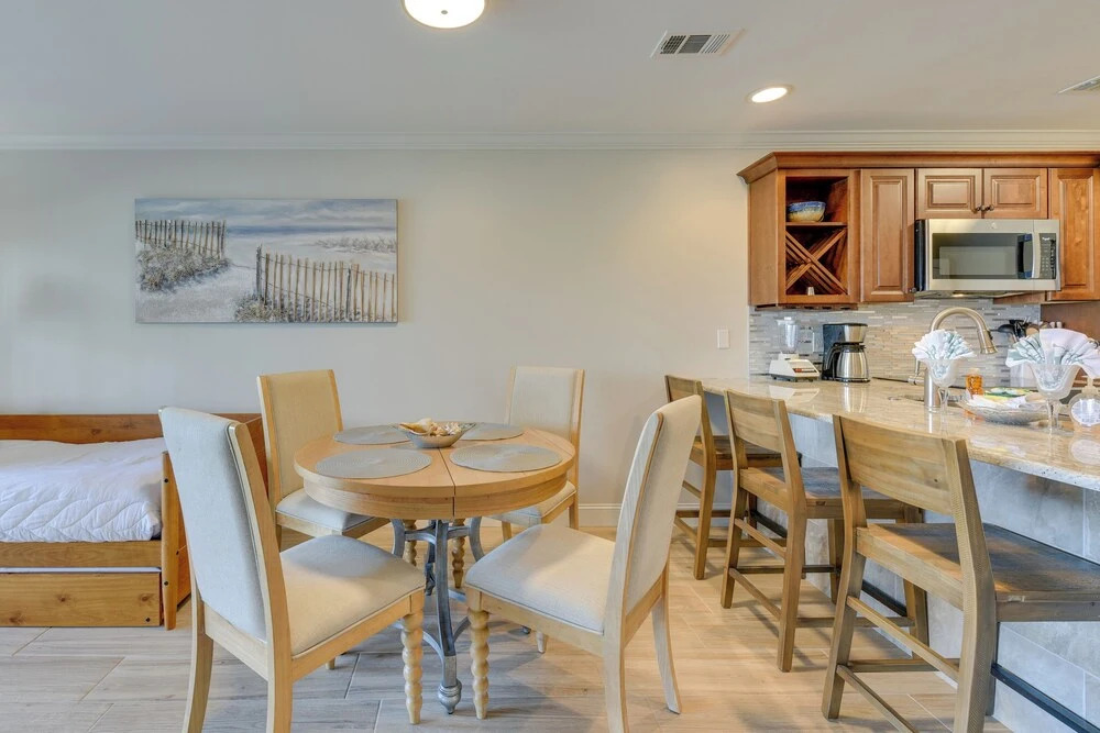 Chic Miramar Beach Condo With Pool Access!