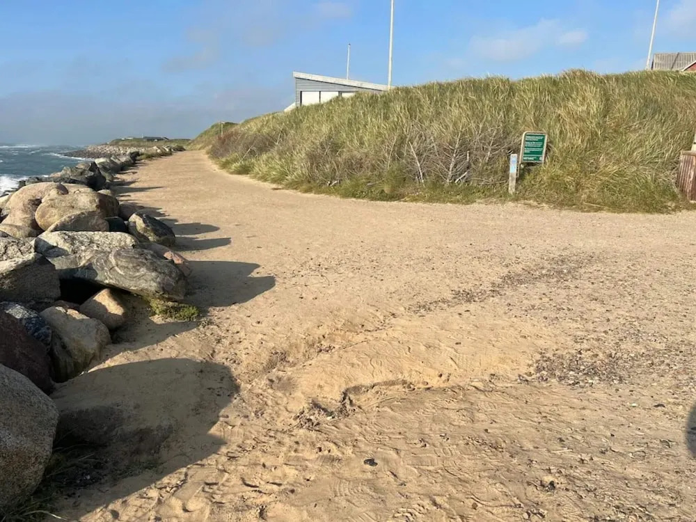 Spacious Holiday Home Nearby the National Park Loonse en Drunese Duinen