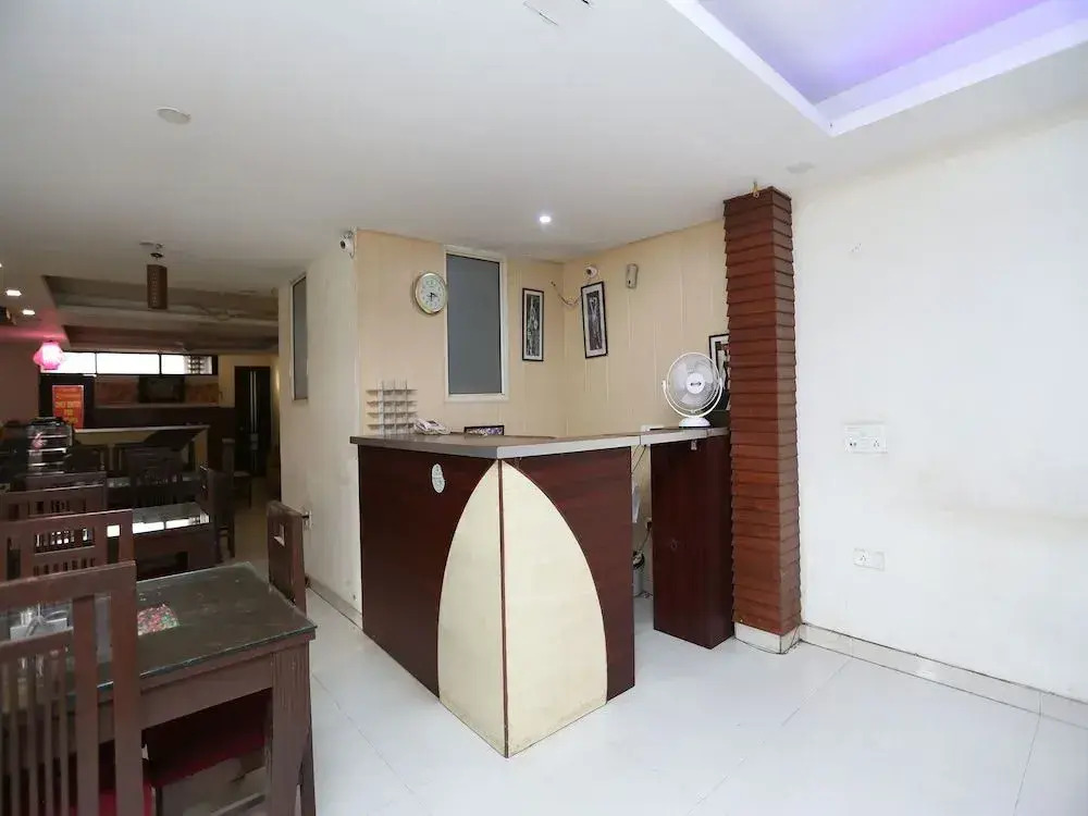 Oyo 14279 Bed Inn