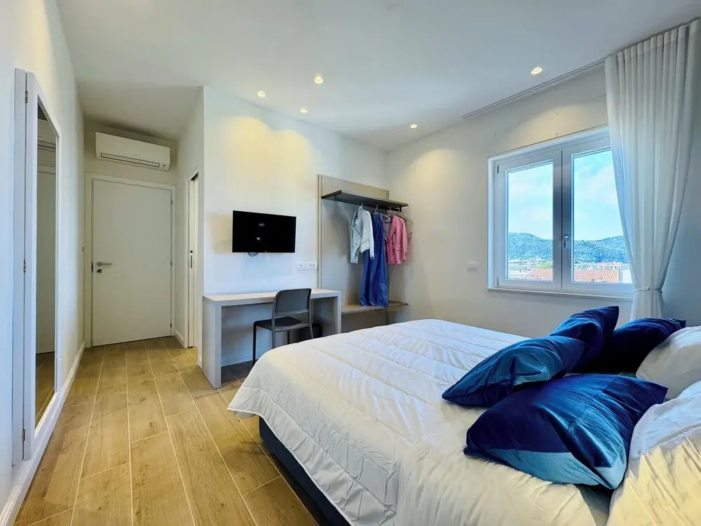 YourHome - Il Pino Rooms & Apartment