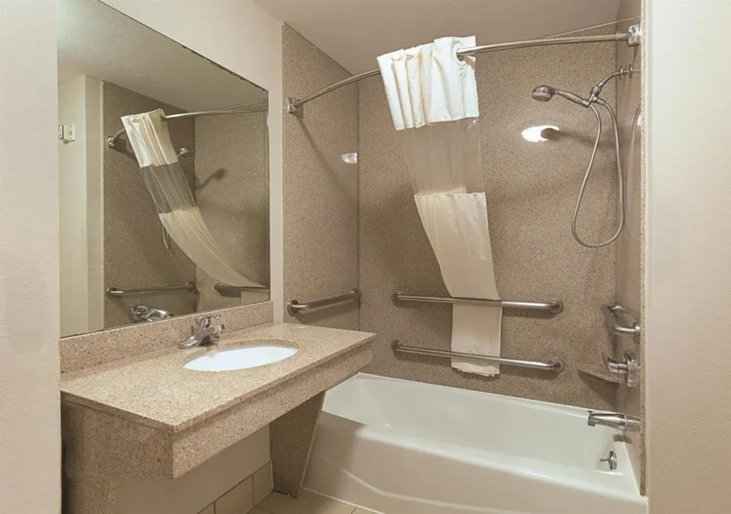 Kemah Edgewater Hotel, SureStay Collection by Best Western