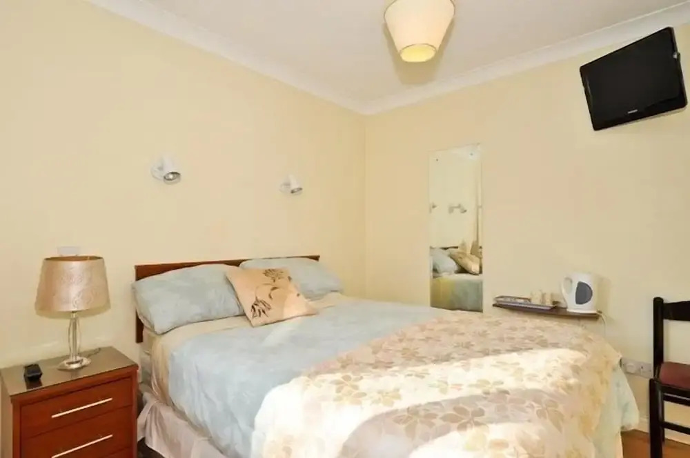 Lynfield Guest House