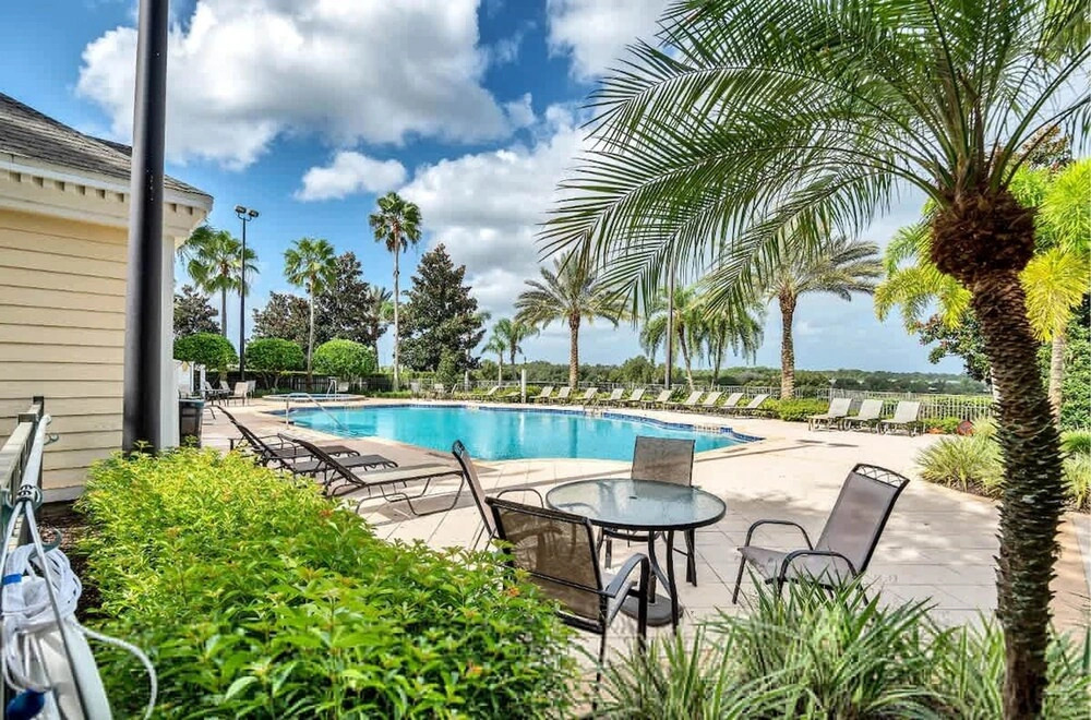 Resort-style 4-bed Loft Condo