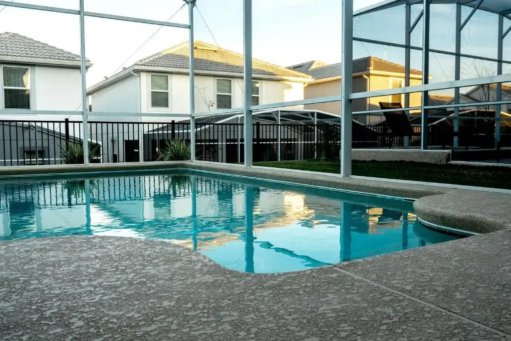 Luxury villa equipped with Club House ,Golf ,Gym, Wet Park 5 R near Disney