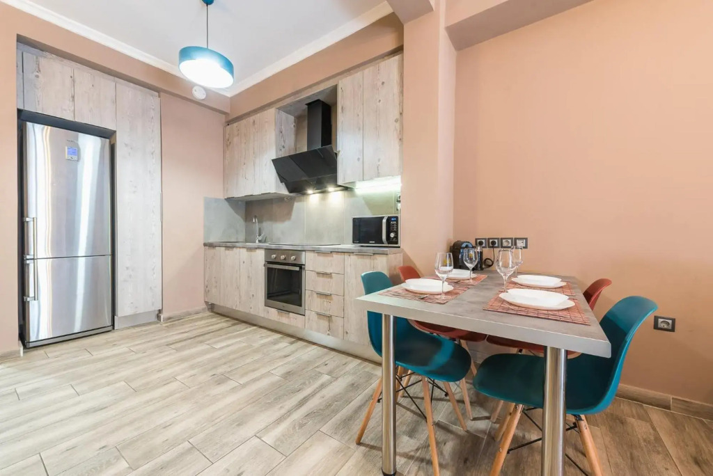 EN Suites Stylish & Comfort Stay near Acropolis