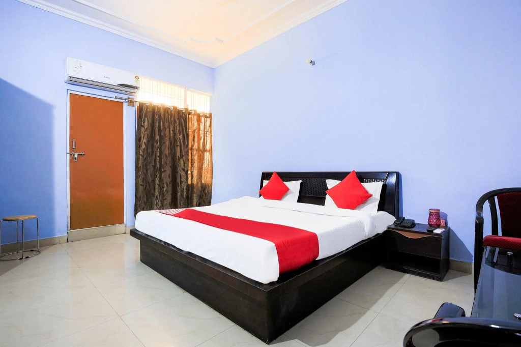 OYO 37109 Mangalam Guest House