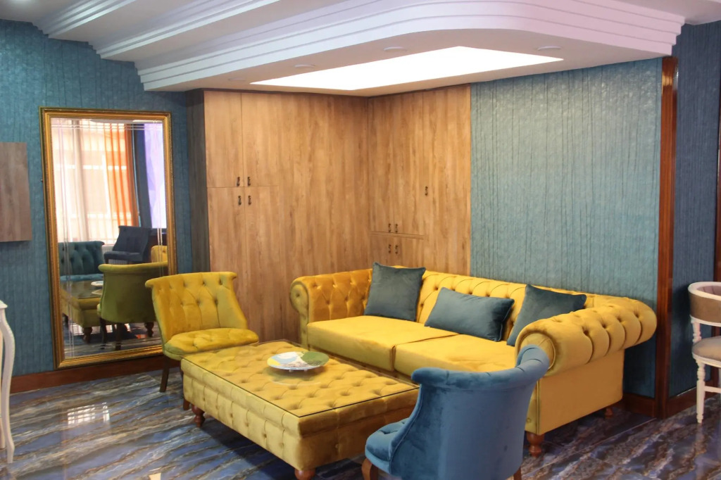 Kaya Madrid Hotel