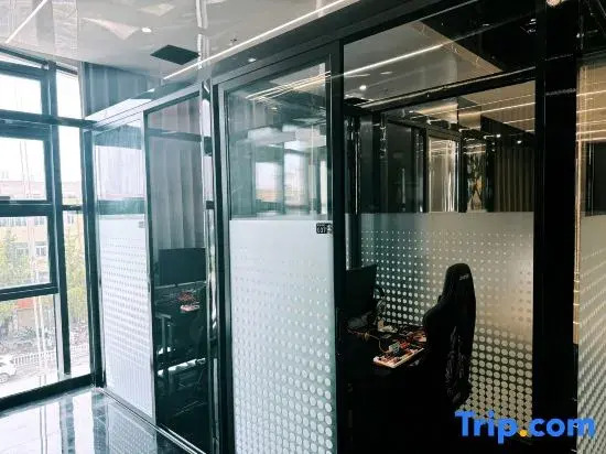 Panda E-Sports Hotel (First Street Xueshi Building)