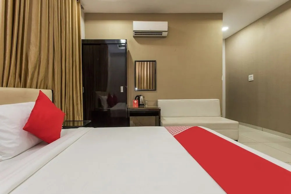 OYO 22319 Hotel Prem Bandhan