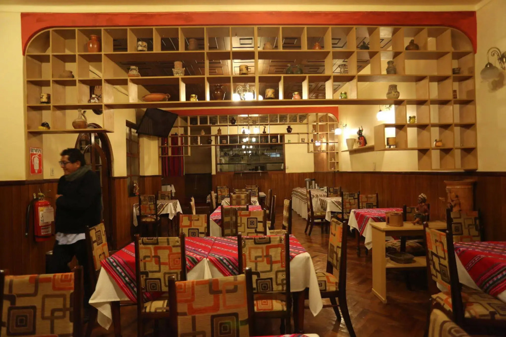 Hostel Sillustani Inn Puno