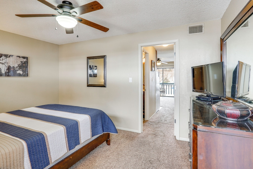 Resort Perks! Waterfront Lake of the Ozarks Gem