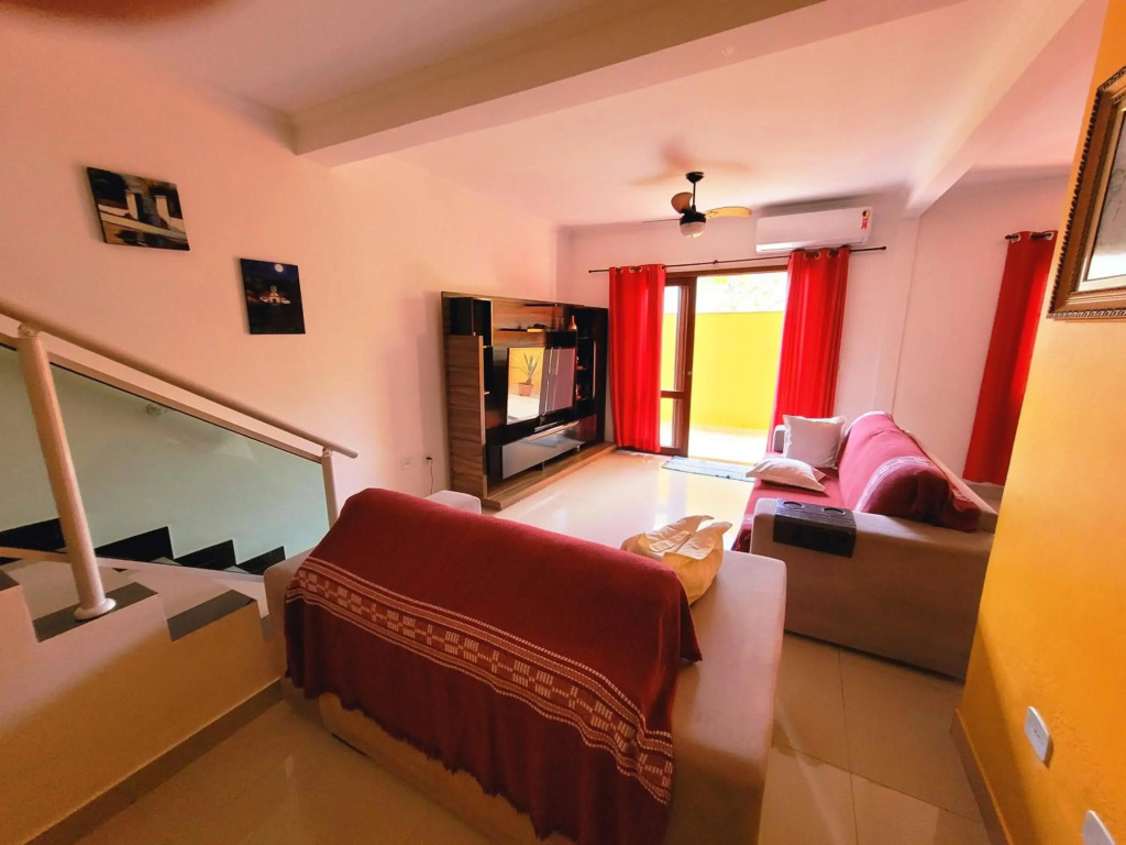 CASA AMARELA UBATUBA ii