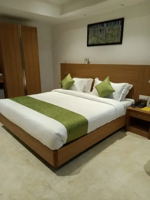 HOTEL HILLWAY