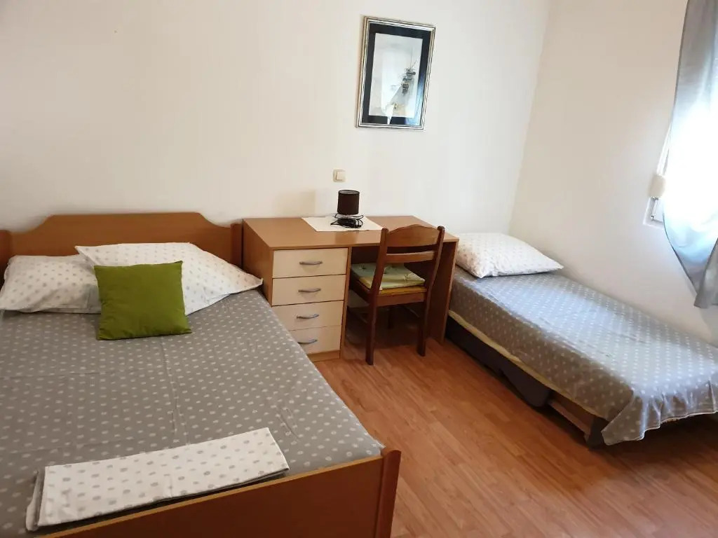 Apartments Zemunik