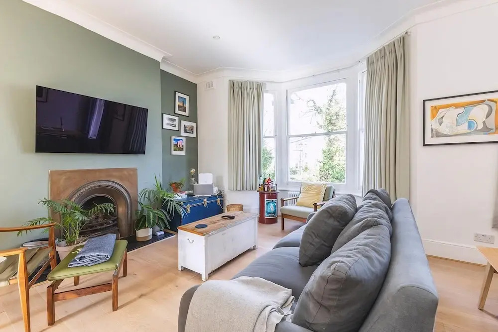 Leafy & Stylish Brixton Retreat