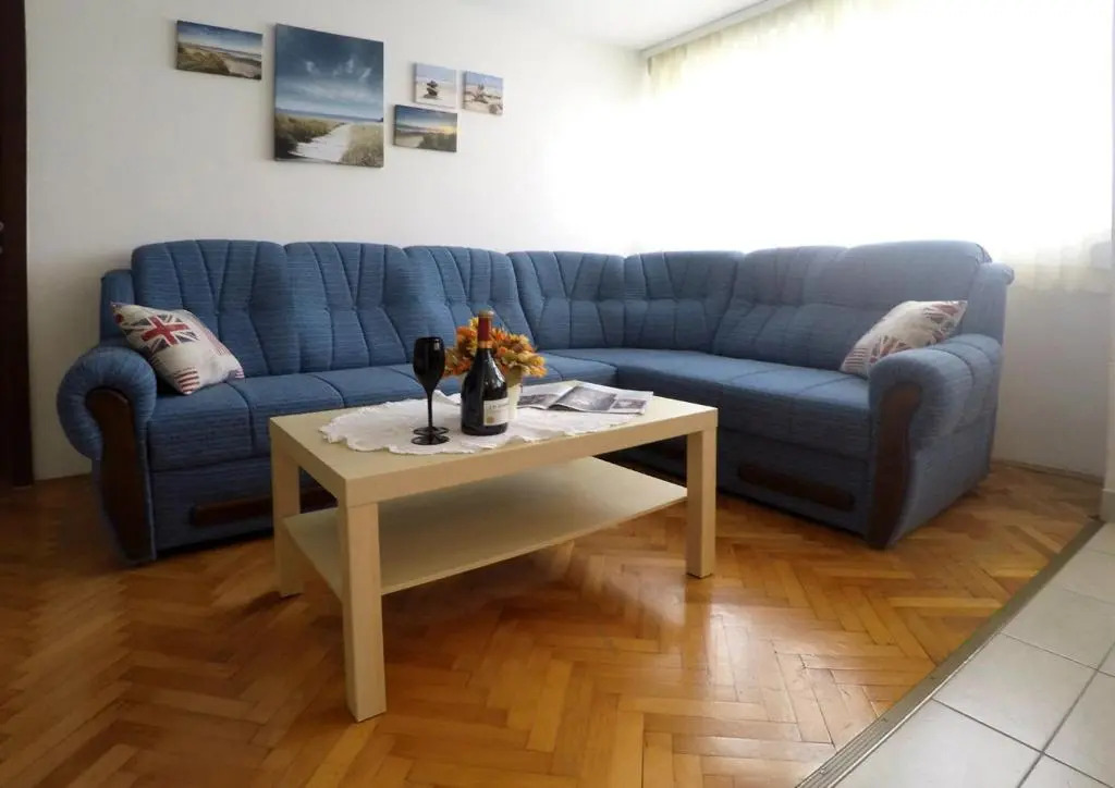 Apartment Pizzybondo
