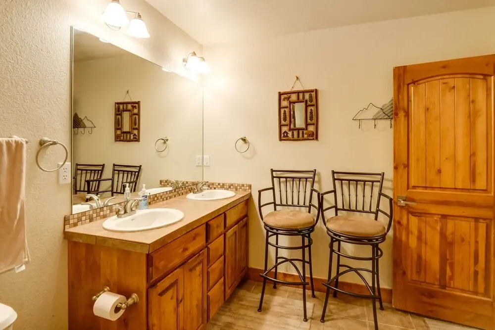 Central Fraser Condo 8 Mi to Winter Park Ski!