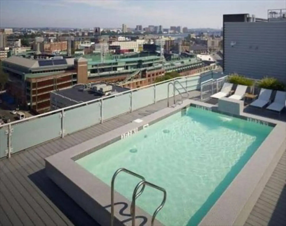 Global Luxury Suites at Kenmore Square