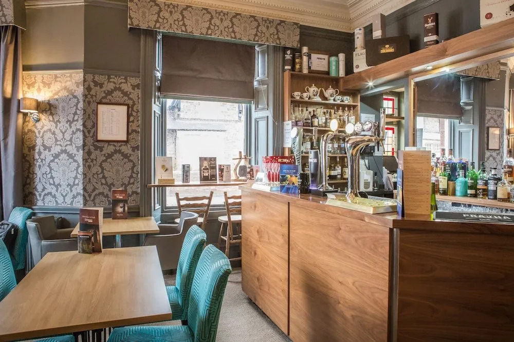 Dunmuir Hotel