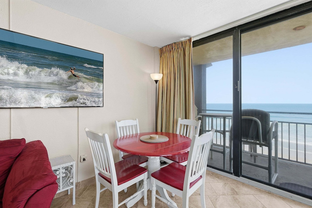 Hawaiian Inn 502