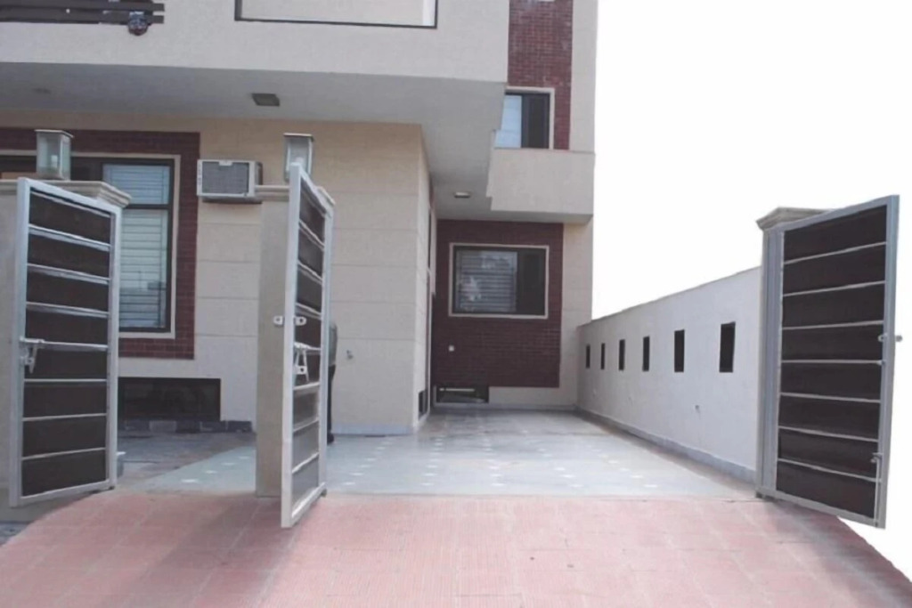 FabHotel Anand Villa