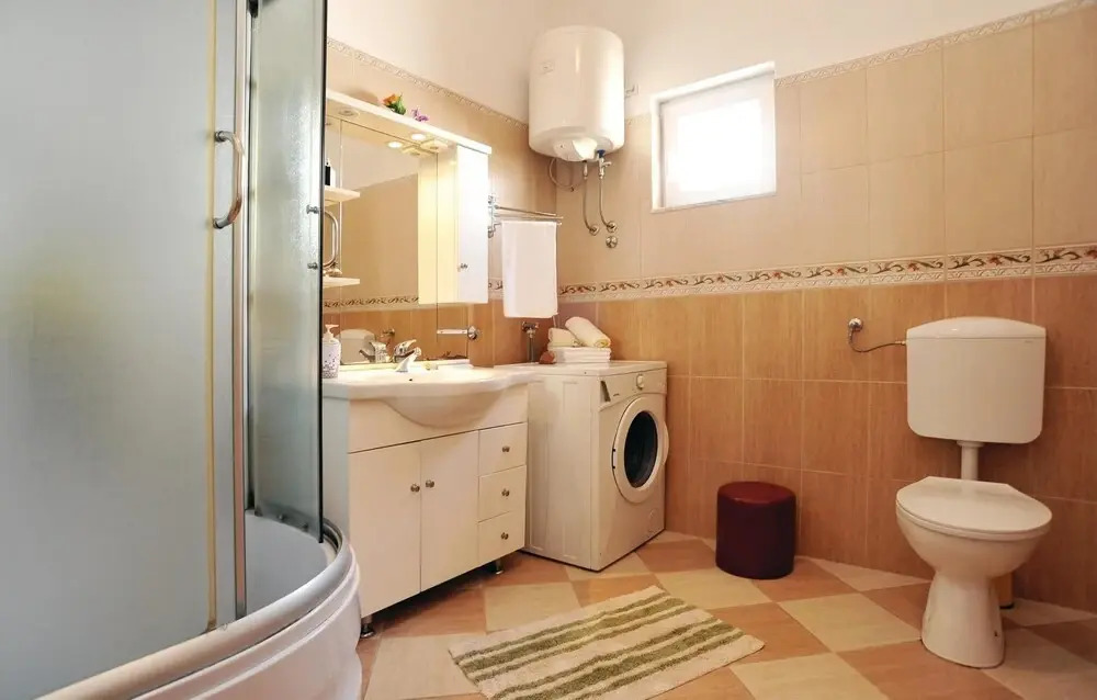 Stunning Home in Maslenica With Wifi and 3 Bedrooms