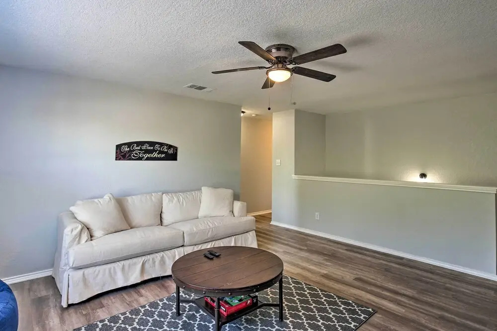 Spacious San Antonio Home ~ 9 Miles to Usta!