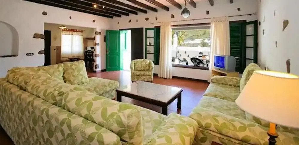 Villa - 3 Bedrooms with Pool - 103089