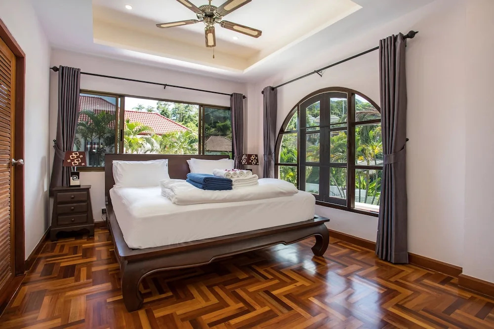 Havana Pool Villa with Gym and Billiard