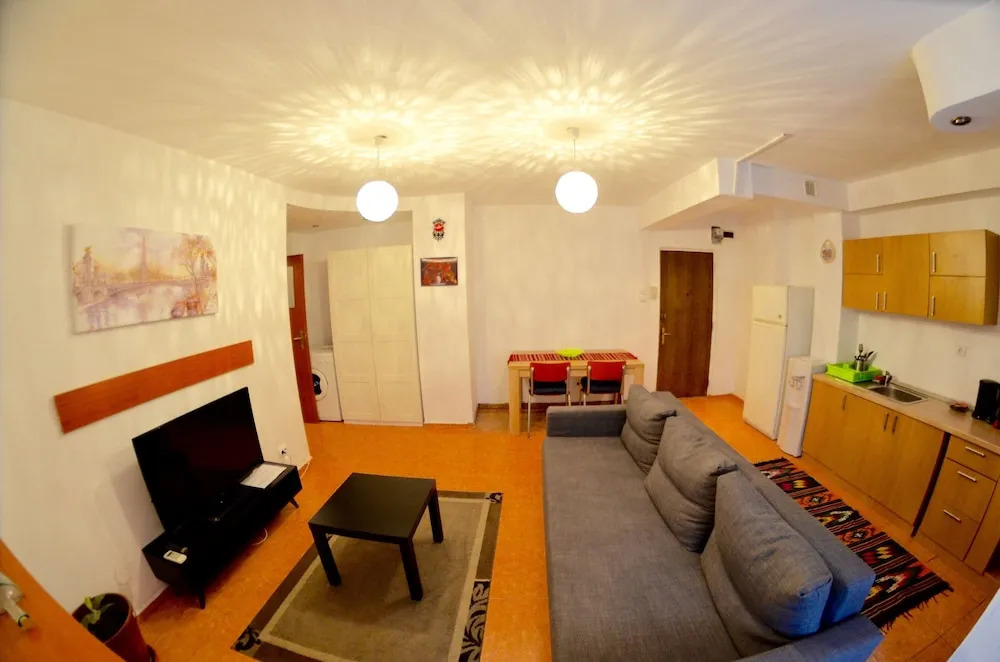 Ultra Central Old Town Apartments