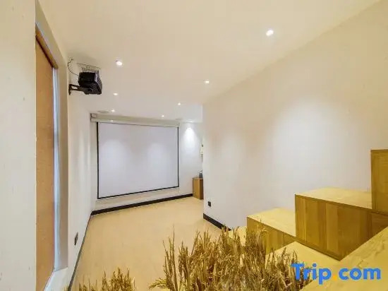 Yingxiu Xihupan Boutique Inn